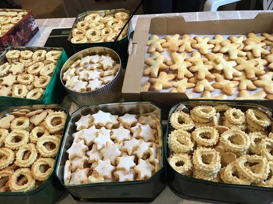 Les bénévoles se sont encore surpassés pour offrir ce qu'ils savent faire de meilleur pour Noël Les bénévoles se sont encore surpassés pour offrir ce qu'ils savent faire de meilleur pour Noël