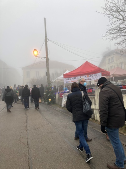 Le dimanche, le brouillard n'a pas dissuadé les visiteurs.