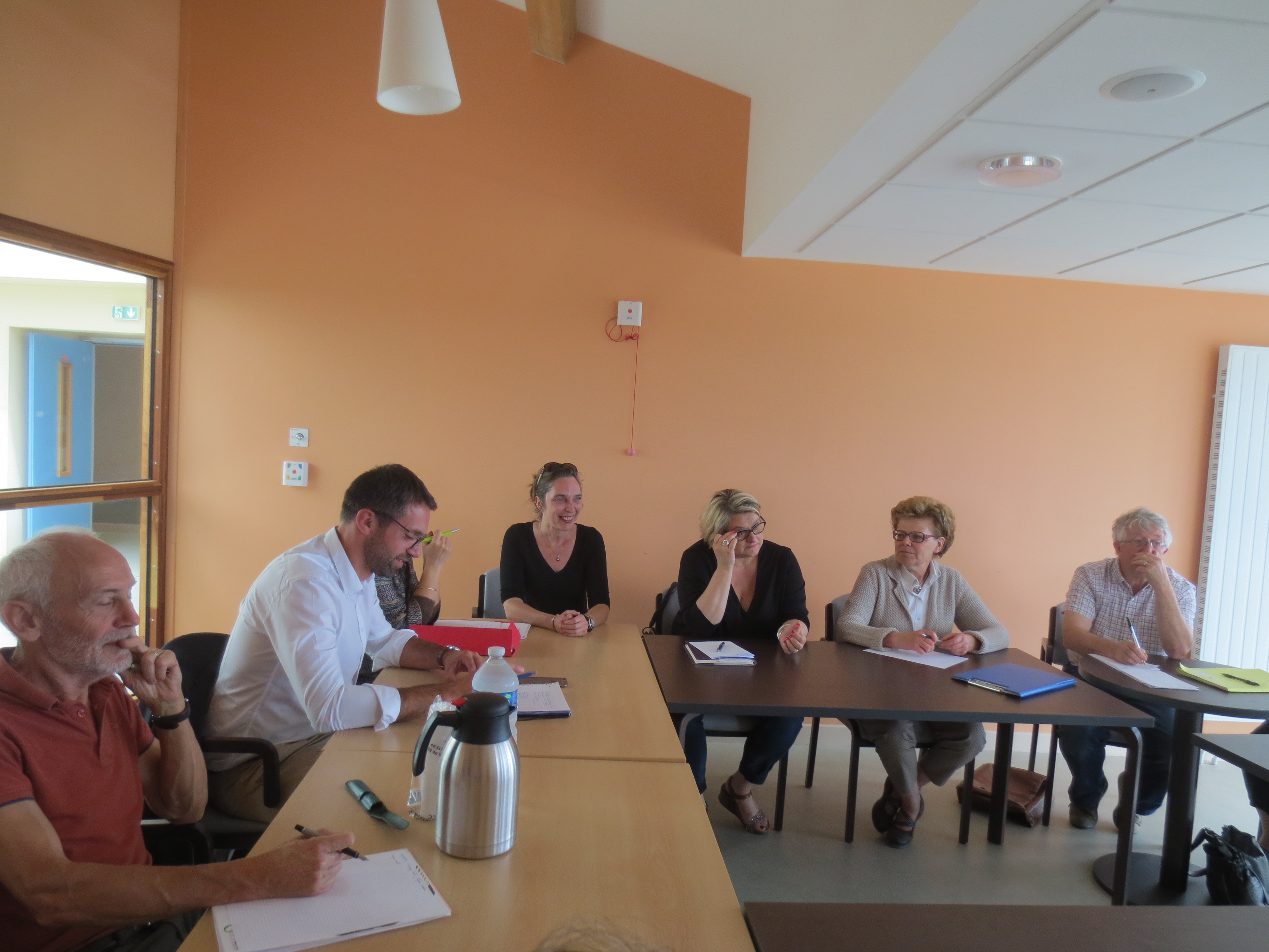 Réunion du comité de pilotage à l'EHPAD St Charles. Réunion du comité de pilotage à l'EHPAD St Charles.