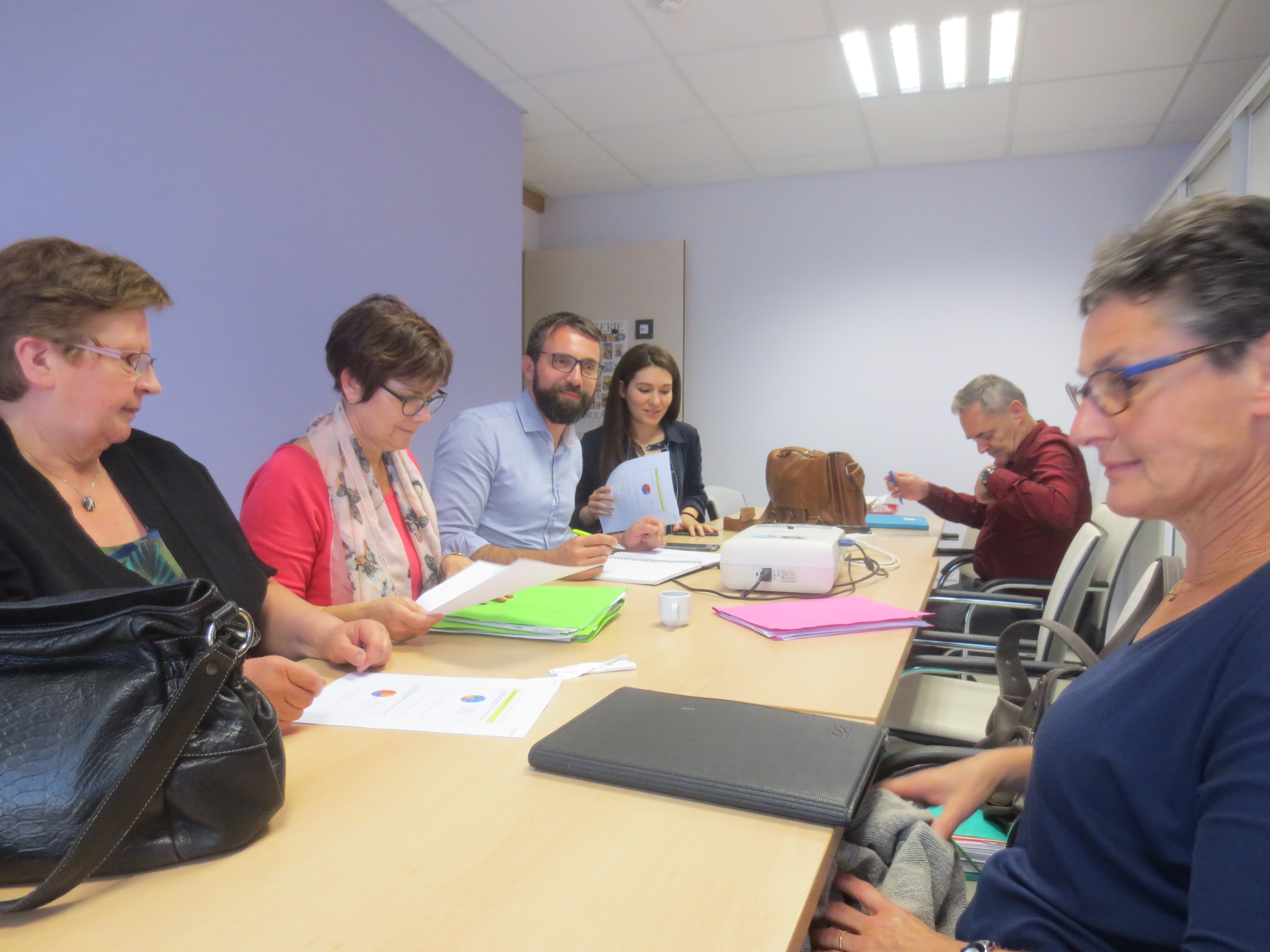 Les membres du comité de pilotage à l'EHPAD St Charles à Vézelise .