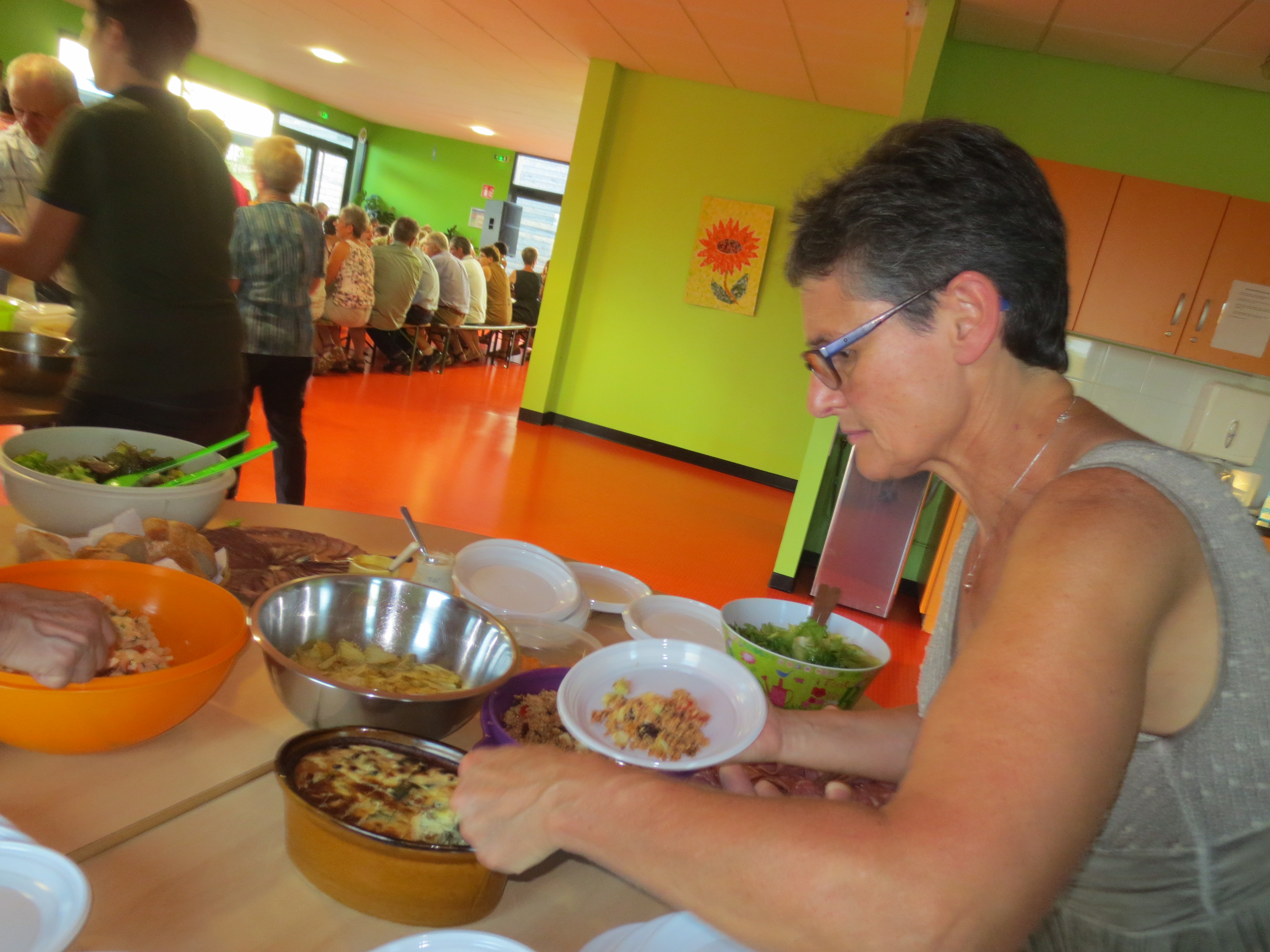 Sous l'oeil attentif de notre présidente Sous l'oeil attentif de notre présidente