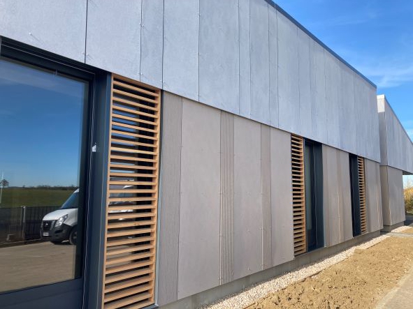 Le Foyer de Diarville  semble rajeunir sous le soleil de février.! Le Foyer de Diarville  semble rajeunir sous le soleil de février.!