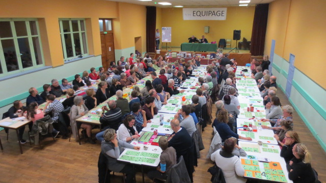 Plus d'une centaine de participants Plus d'une centaine de participants