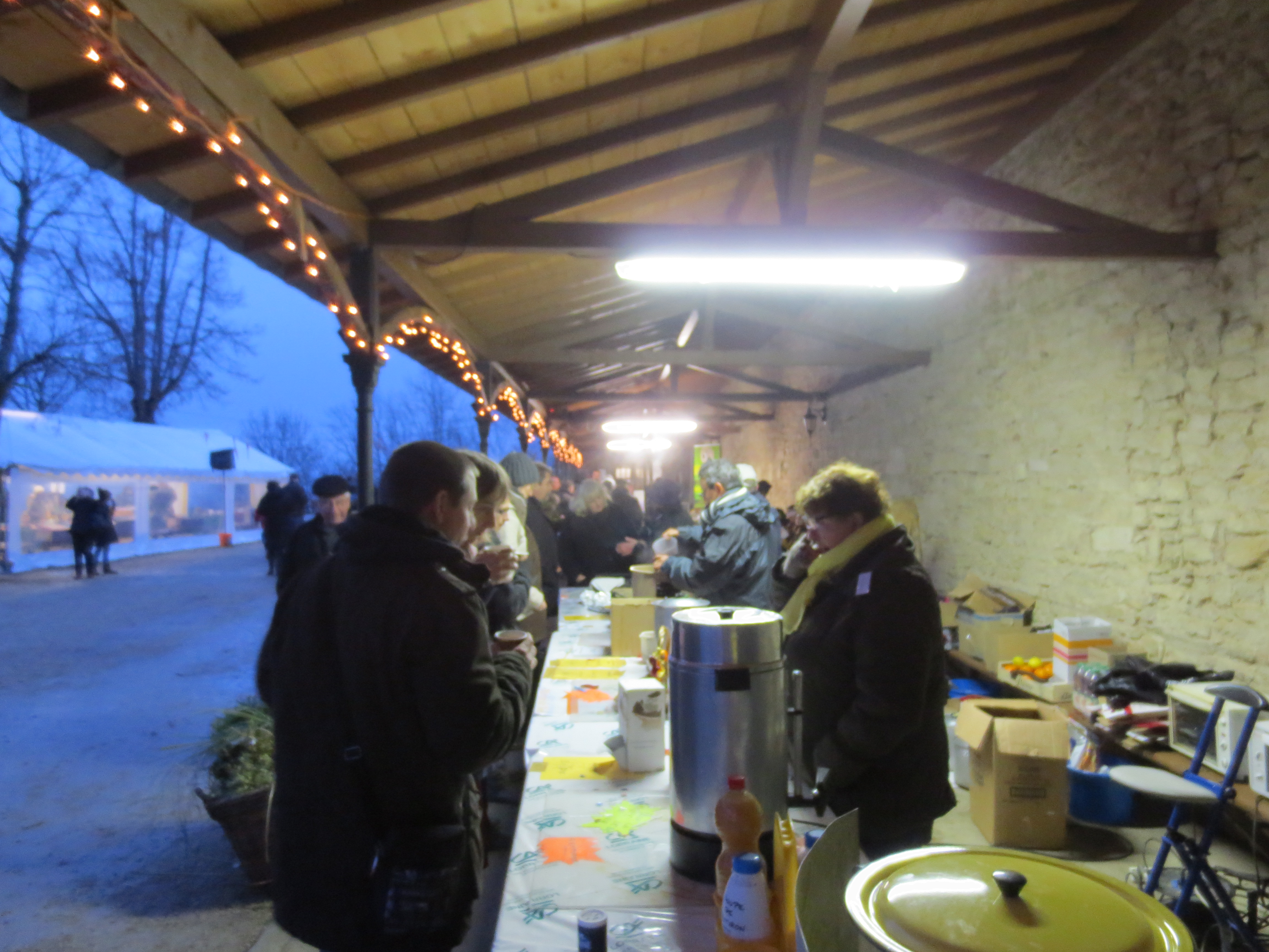 Marché de Noël  généreux