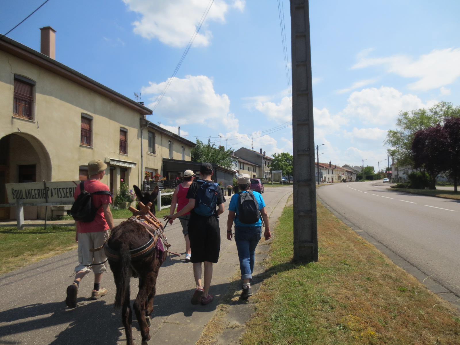 Le retour vers le Foyer.. Le retour vers le Foyer..