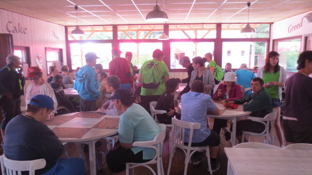 Le repas chez Lucky Le repas chez Lucky