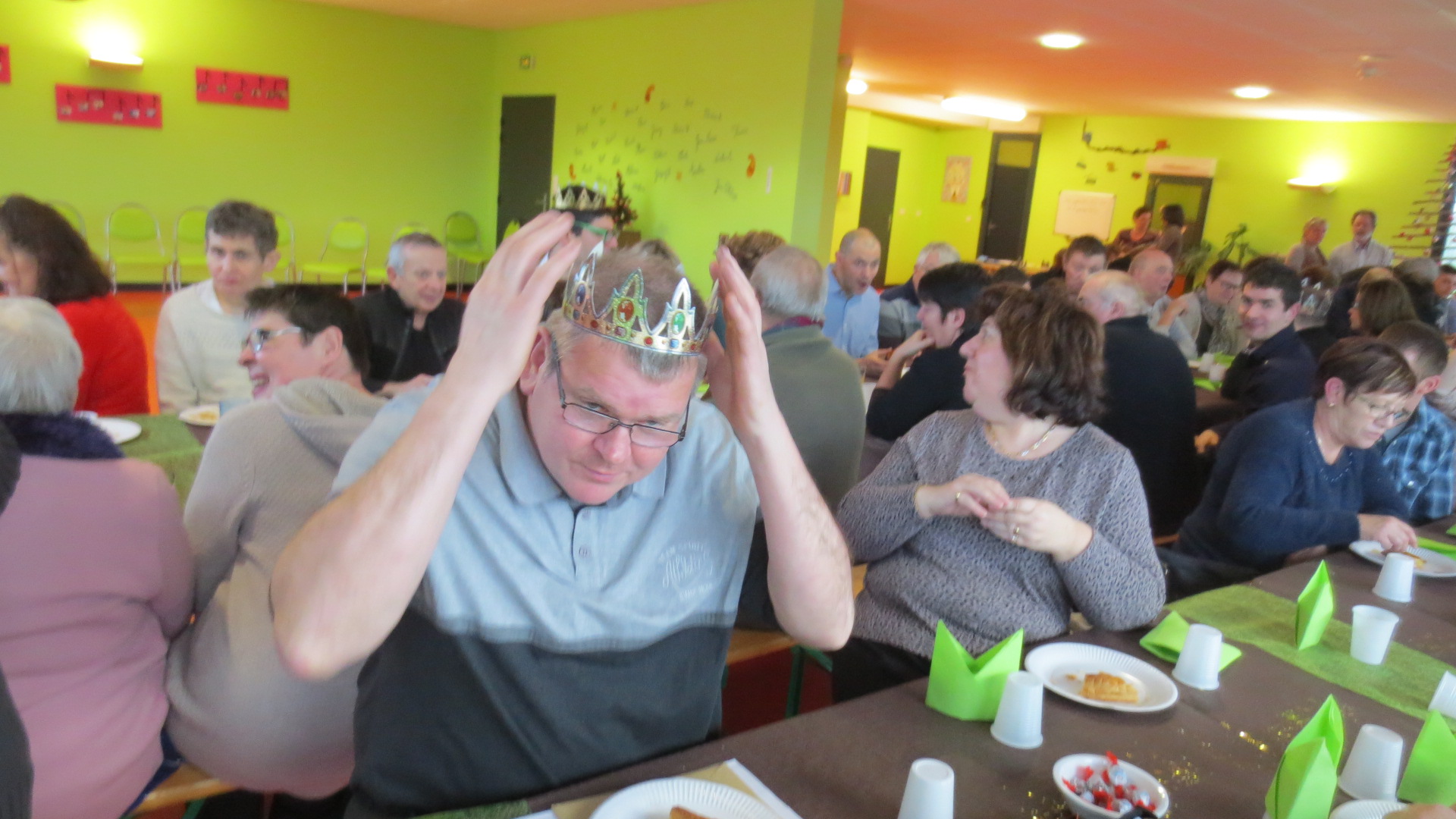 Un papa roi... Un papa roi...